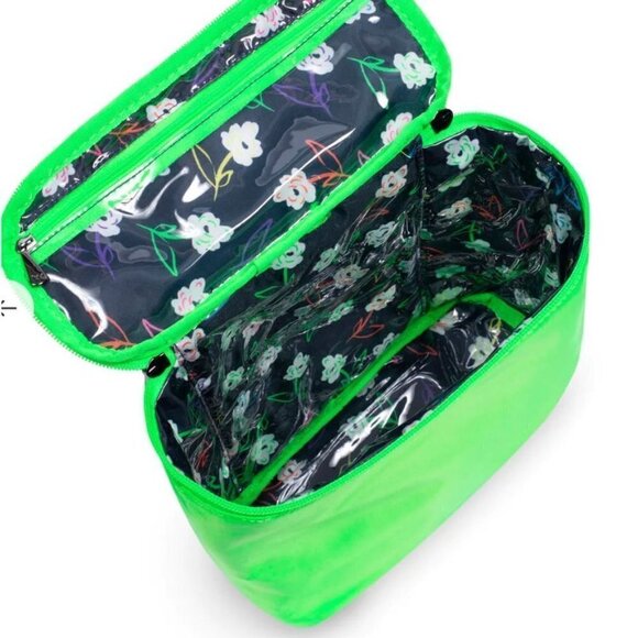 LUG  Dolly Cosmetic Case NWT - Lime Green - Picture 3 of 5
